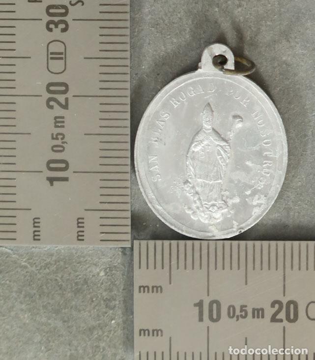 Antig&uuml;edades: MEDALLA. SANTO ANGEL DE LA GUARDIA. SAN BLAS. HACIA 1920