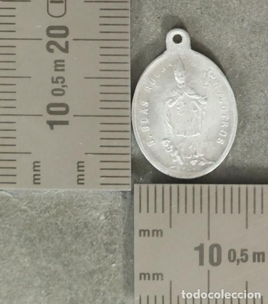 Antig&uuml;edades: MEDALLA. SANTO ANGEL DE LA GUARDIA. SAN BLAS. HACIA 1920