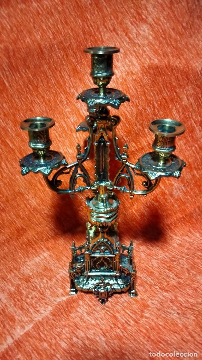 Antig&uuml;edades: candelabro de bronce macizo - Foto 2