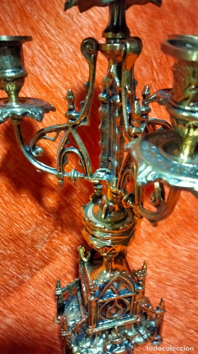 Antig&uuml;edades: candelabro de bronce macizo - Foto 9