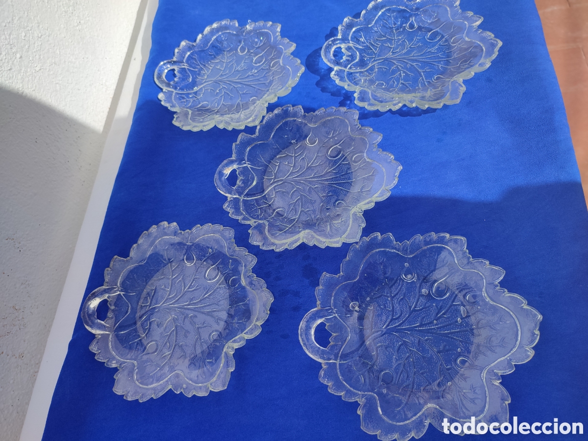 Antig&uuml;edades: Platillos cristal Santa Lucia Cartagena forma de Hoja
