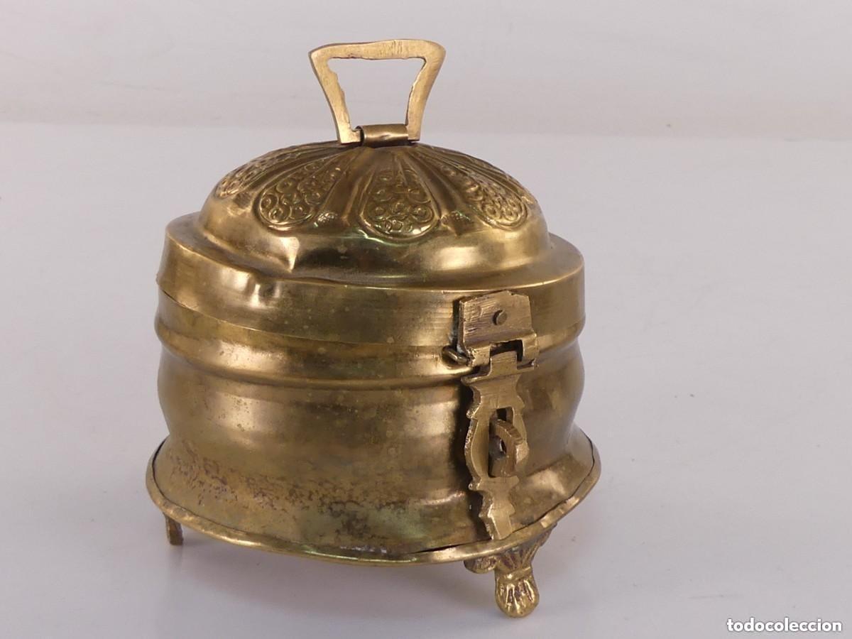 Antiquit&auml;ten: PRECIOSA CAJA DE BRONCE DE INDIA