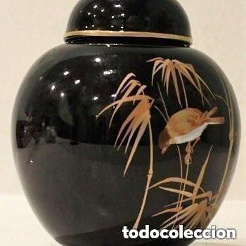 Antig&uuml;edades: Tibor de cer&aacute;mica china. Buen estado de conservaci&oacute;n.