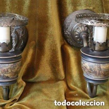 Oggetti Antichi: Dos apliques el&eacute;ctricos antiguos, bronce y cer&aacute;mica, a&ntilde;os 30,