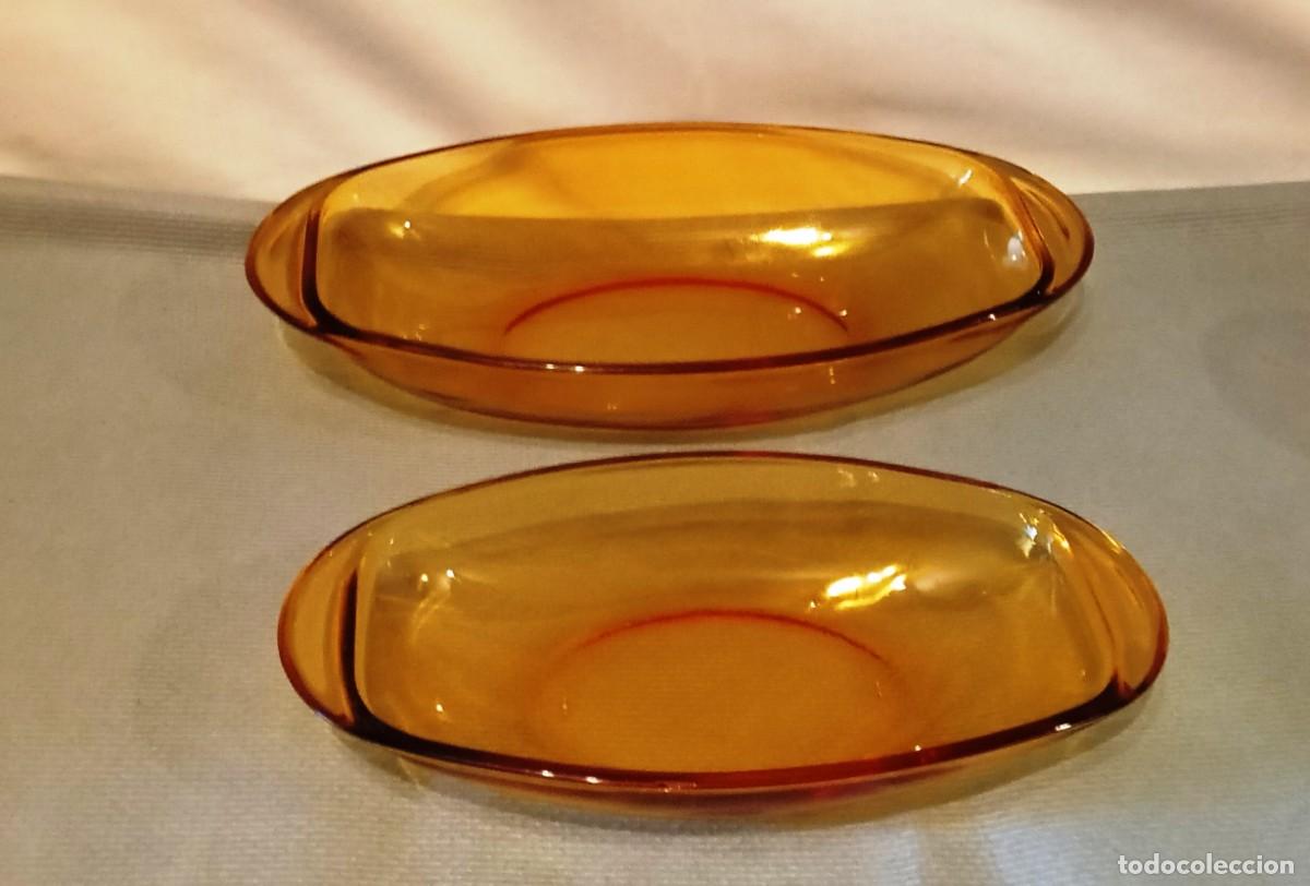 Antig&uuml;edades: 2 Fuentes Vereco &Aacute;mbar Ovaladas Peque&ntilde;as