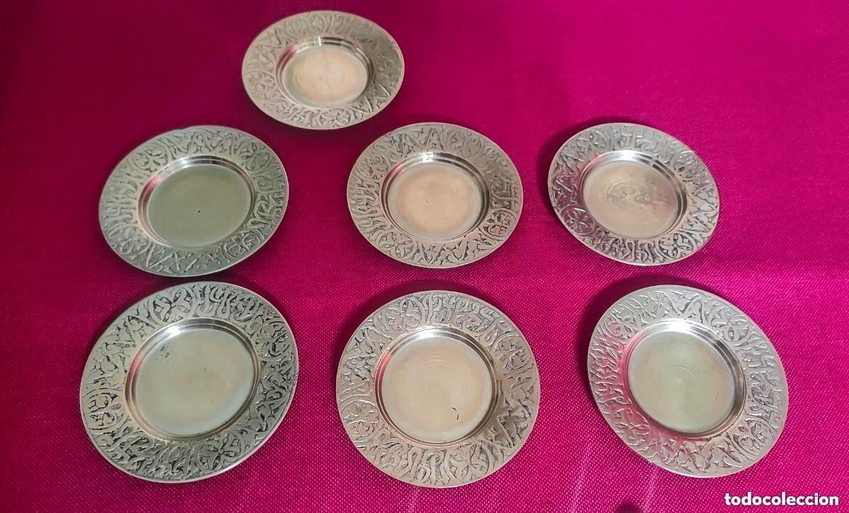 Antig&uuml;edades: siete platos de bronce con relieve