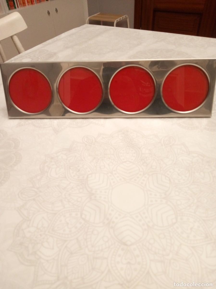 Antig&uuml;edades: Marco para fotos de acero