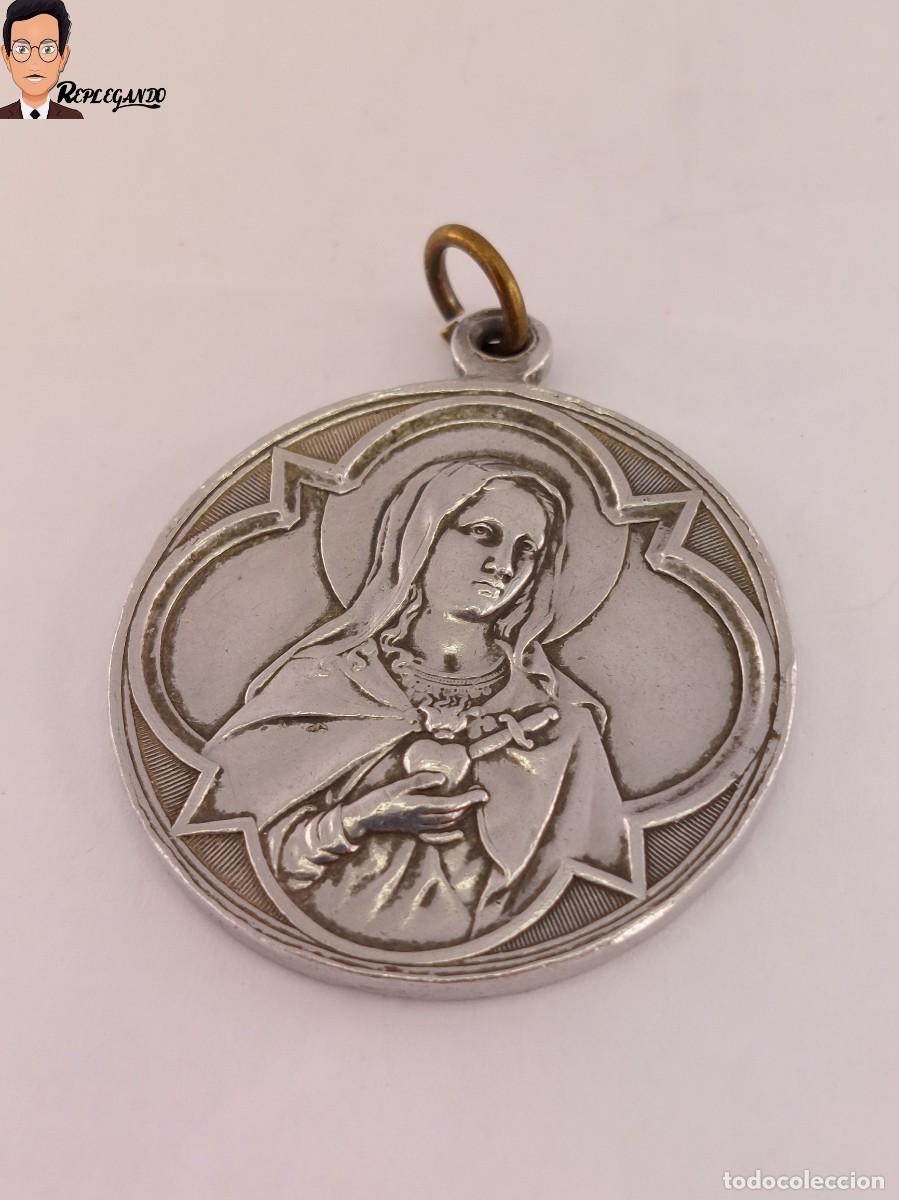 Antig&uuml;edades: ANTIGUA MEDALLA CAT&Oacute;LICA SAGRADO CORAZ&Oacute;N JES&Uacute;S Y MAR&Iacute;A VIRGEN - A&Ntilde;OS 50 &ndash; METAL PLATEADO - VINTAGE
