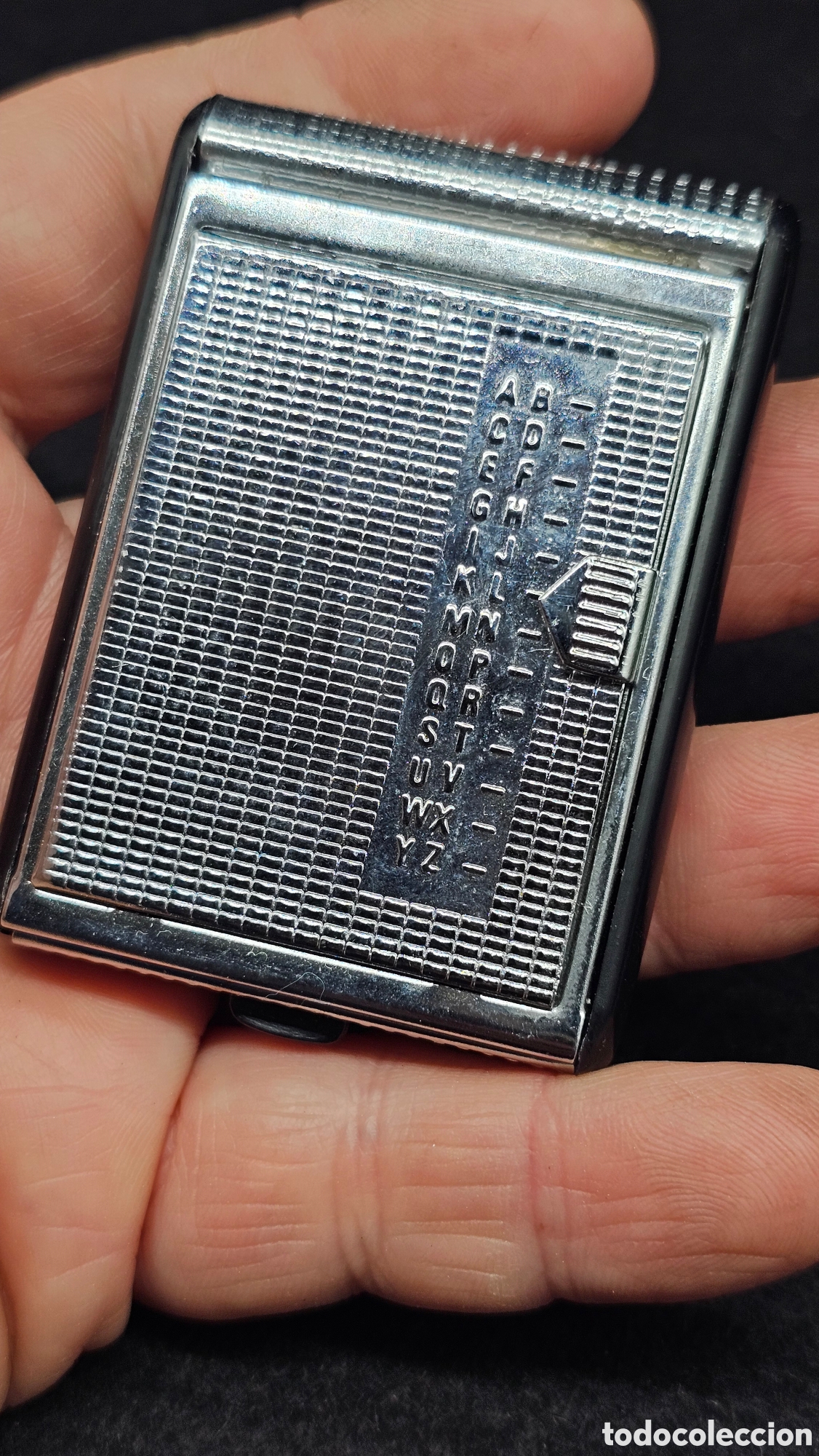 Antig&uuml;edades: Agenda telef&oacute;nica vintage de bolsillo