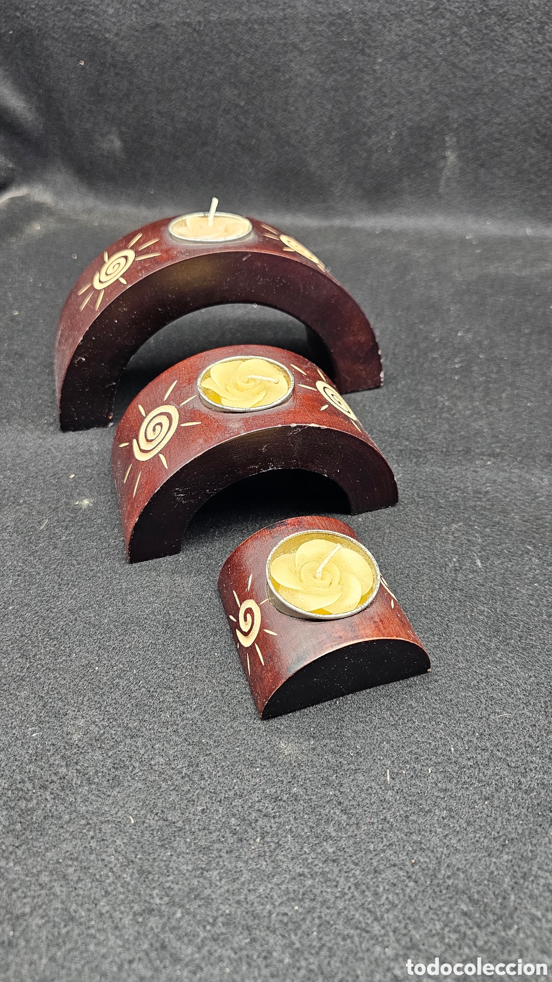 Antig&uuml;edades: Portavelas decorativo de madera