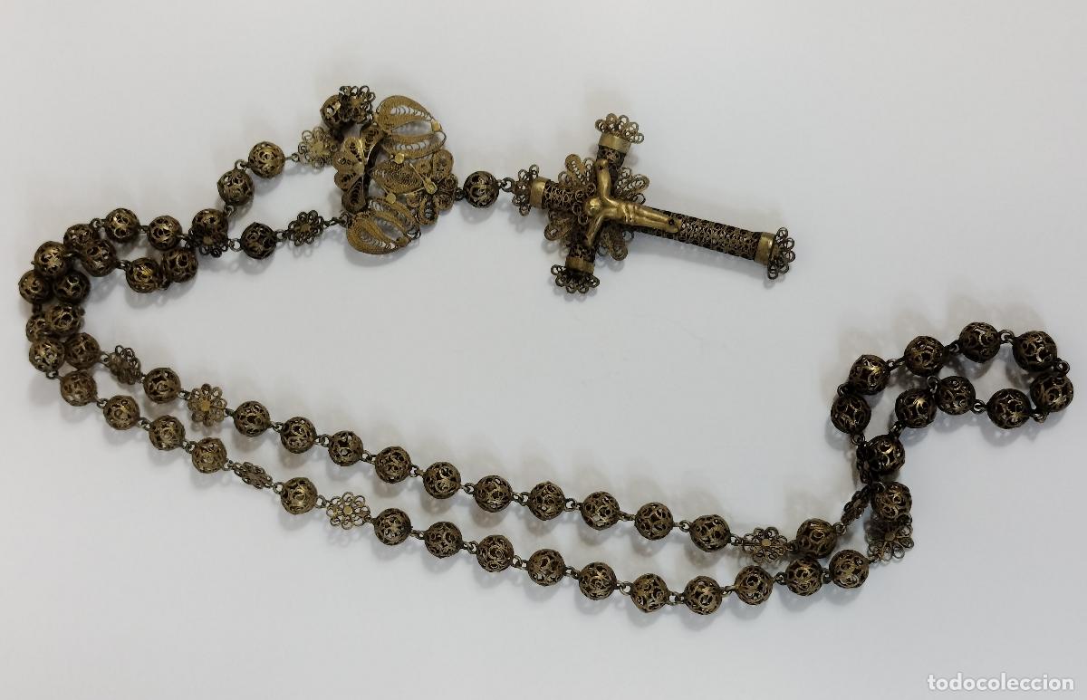 Antig&uuml;edades: ANTIGUO ROSARIO EN FILIGRANA DE PLATA. ESPA&Ntilde;A. SIGLO XIX.