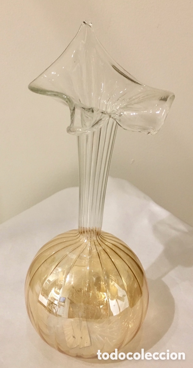 Antig&uuml;edades: Florero / Jarr&oacute;n. Cristal fino. Mis-Century.