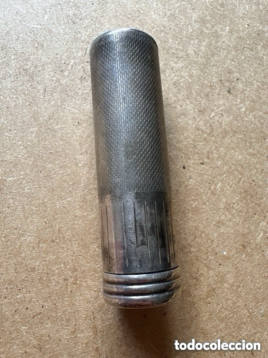 Antig&uuml;edades: Antiguo pintalabios de plata ppios S.XX (A16)