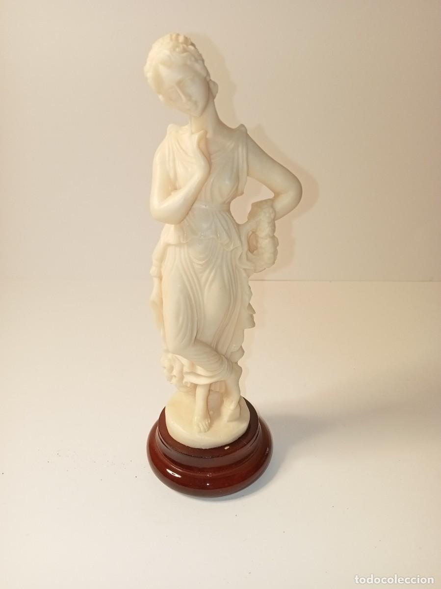 Antiguidades: FIGURA MUJER TIPO GRIEGA