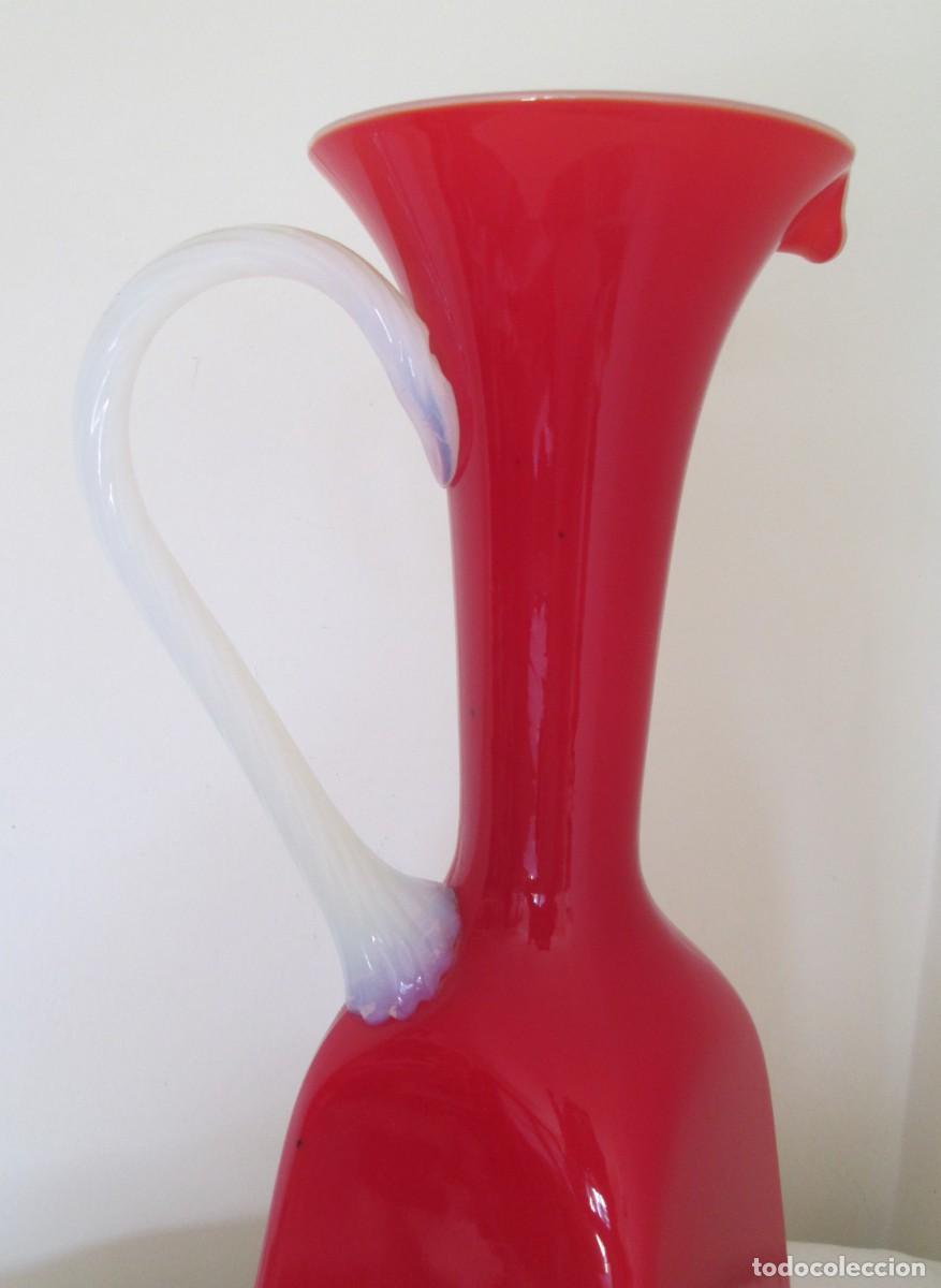 Antig&uuml;edades: Jarr&oacute;n en cristal color rojo y blanco opalina. - Foto 7