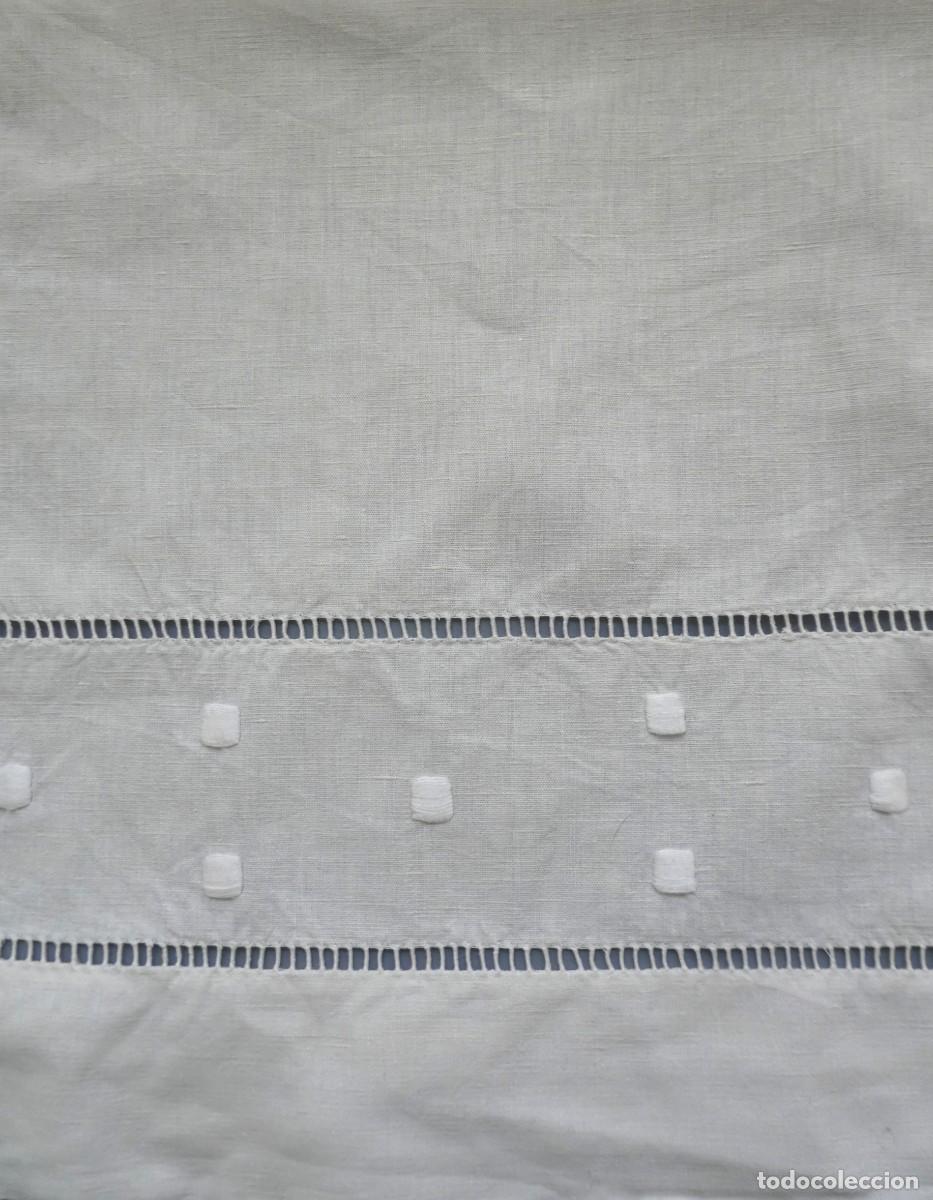 Antig&uuml;edades: ANTIGUA S&Aacute;BANA DE LINO - BORDADOS Y VAINICAS PPIO.S.XX