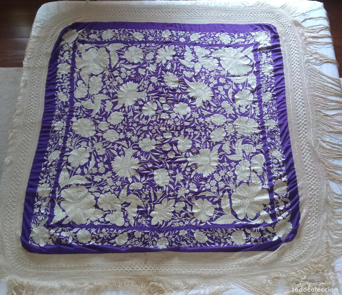 Antig&uuml;edades: EXCEPCIONAL MANT&Oacute;N DE MANILA GIGANTE (150cm) - 1,5 KG SEDA - MORADO Y BEIGE