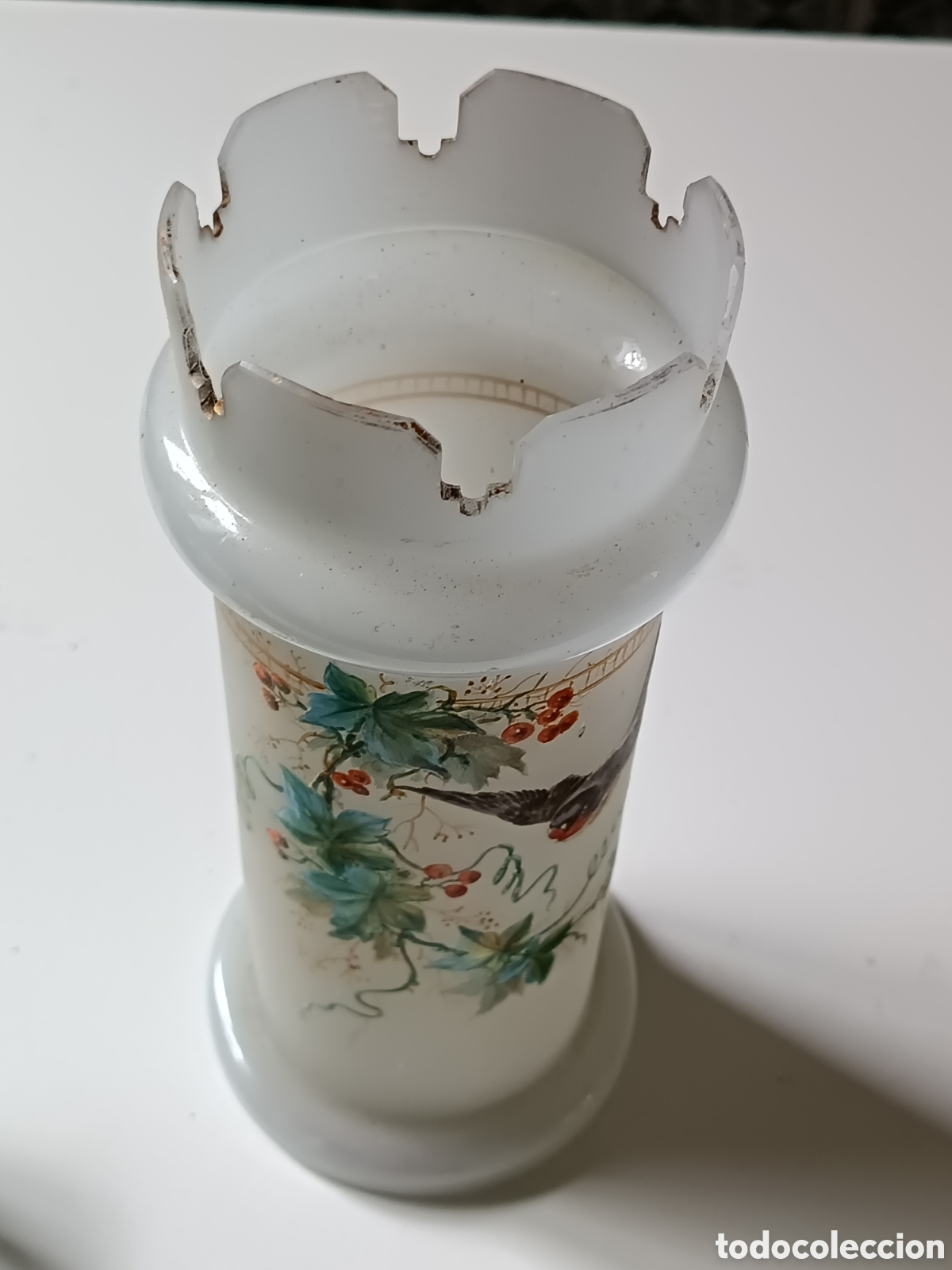 Antig&uuml;edades: Jarr&oacute;n opalina blanca decorada a mano, s. XIX - Foto 2