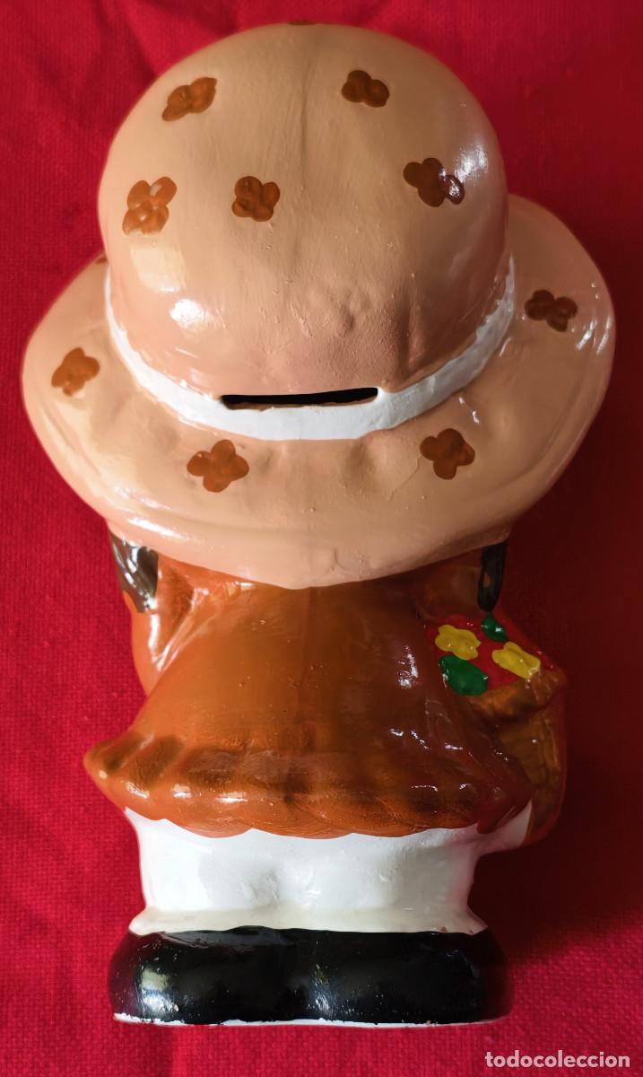 Antig&uuml;edades: Hucha con figura de mu&ntilde;eca, de cer&aacute;mica - Foto 2