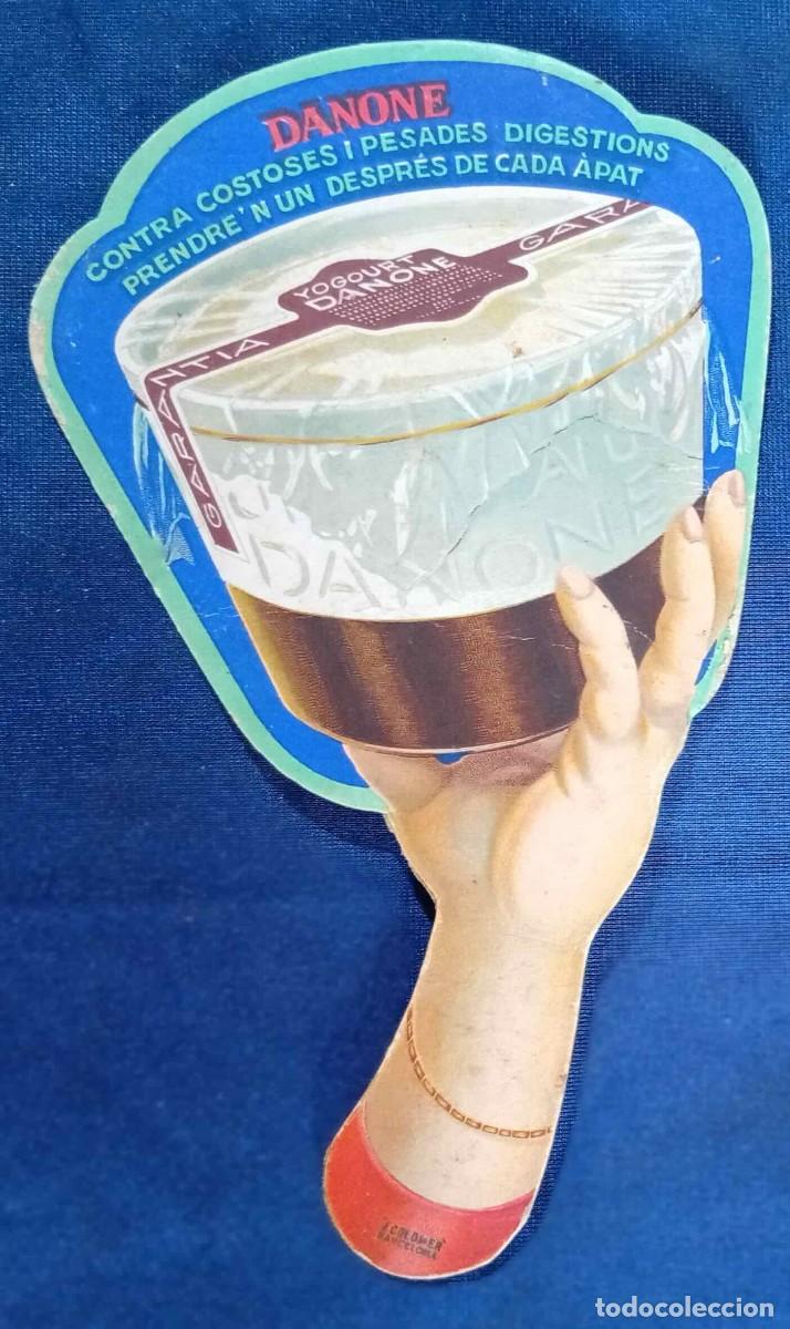 Antig&uuml;edades: PAY PAY PUBLICITARIO DE CART&Oacute;N. DANONE. TEXTO EN CATAL&Aacute;N. YOGHOURT, KEFIR. S/F.