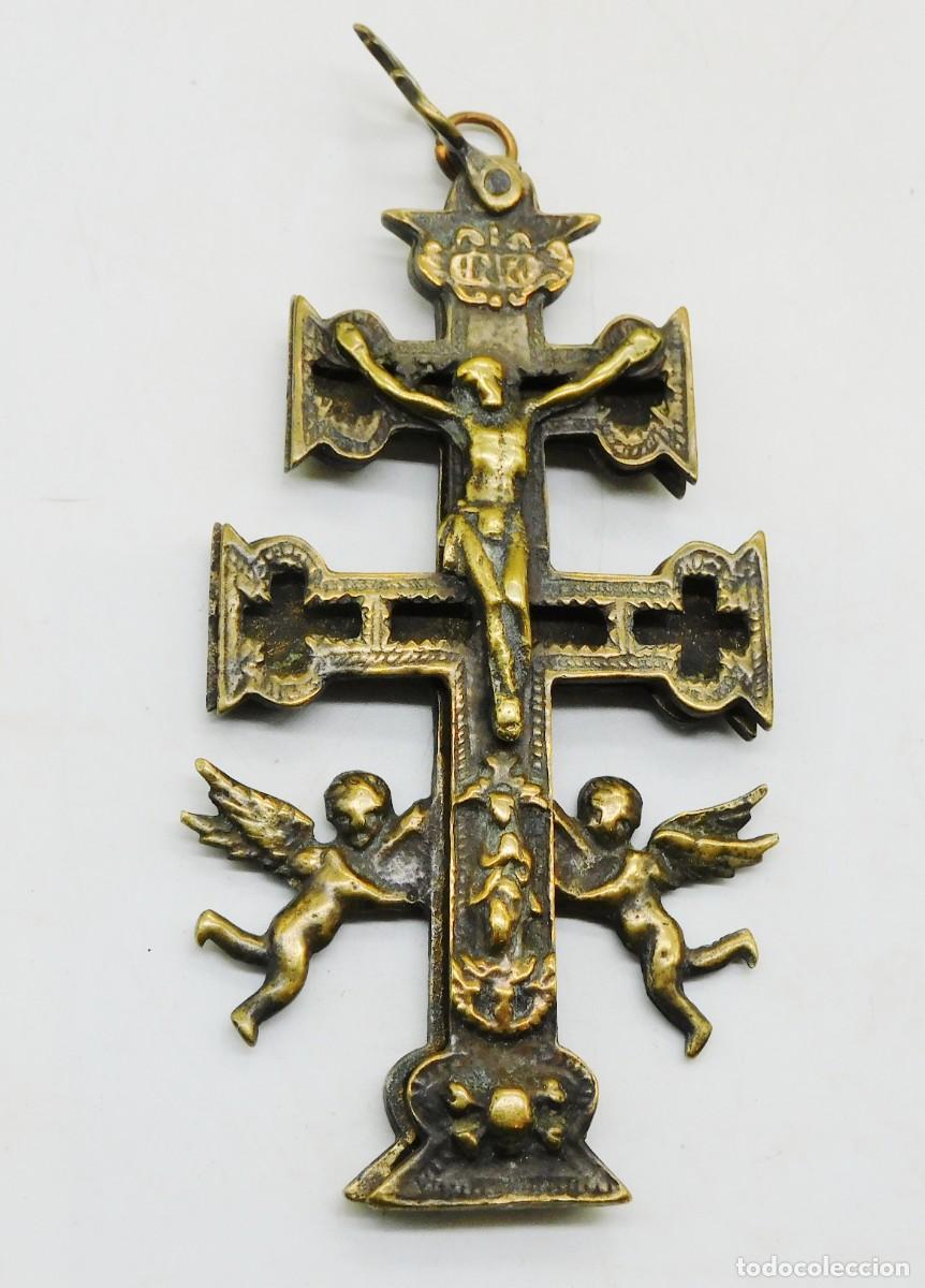 Antig&uuml;edades: ANTIGUA CRUZ DE CARAVACA EN BRONCE DORADO