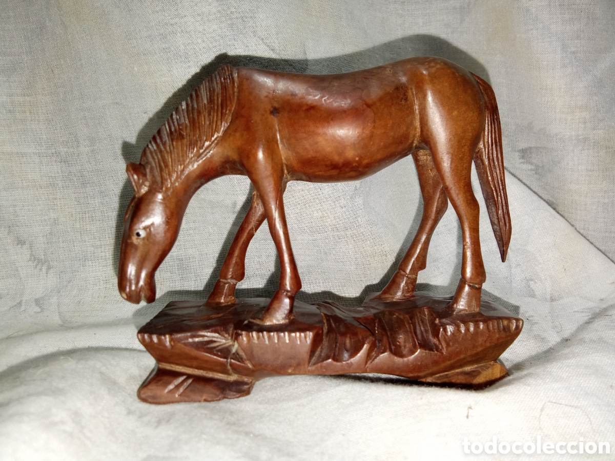 Antig&uuml;edades: BONITO CABALLO TALLADO A MANO EN MADERA - Foto 2