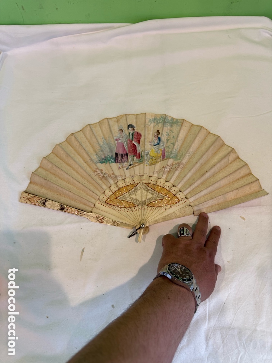 Antig&uuml;edades: Antiguo abanico isabelino siglo XIX pintado a mano varillaje calado