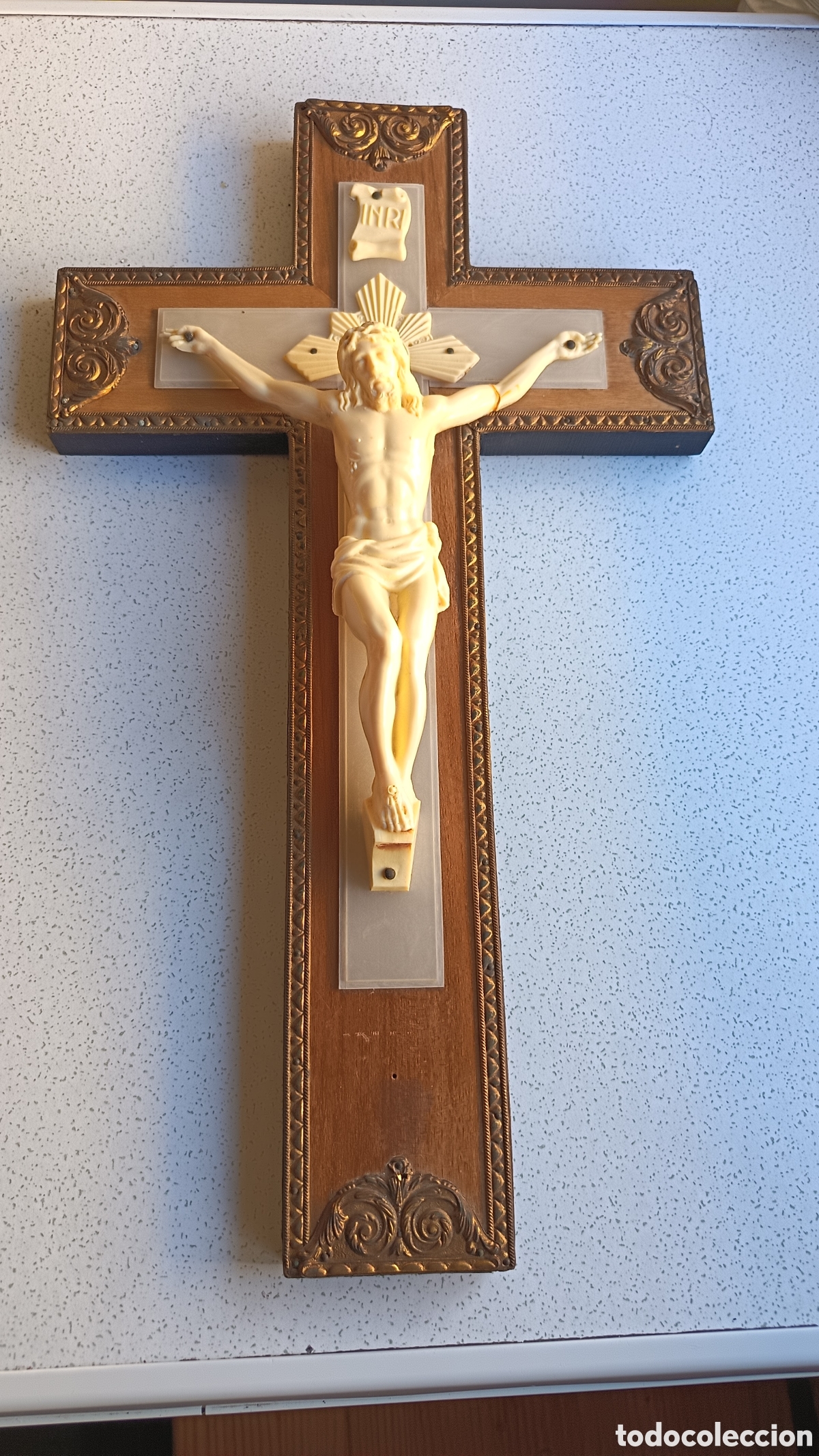 Antig&uuml;edades: Crucifijo Antiguo de Pared