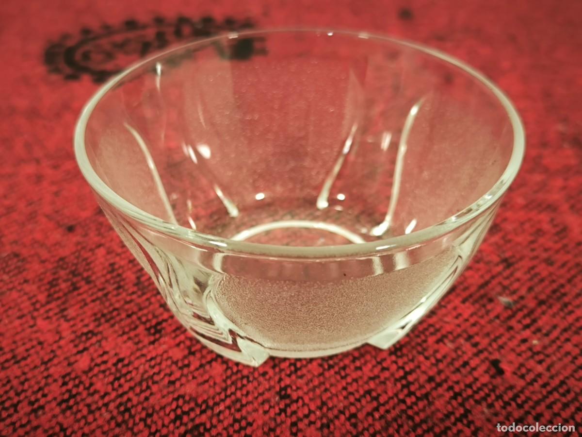 Antig&uuml;edades: Cuenco De Cristal Tallado &ndash; Bol Decorativo Y Funcional De Dise&ntilde;o Elegante