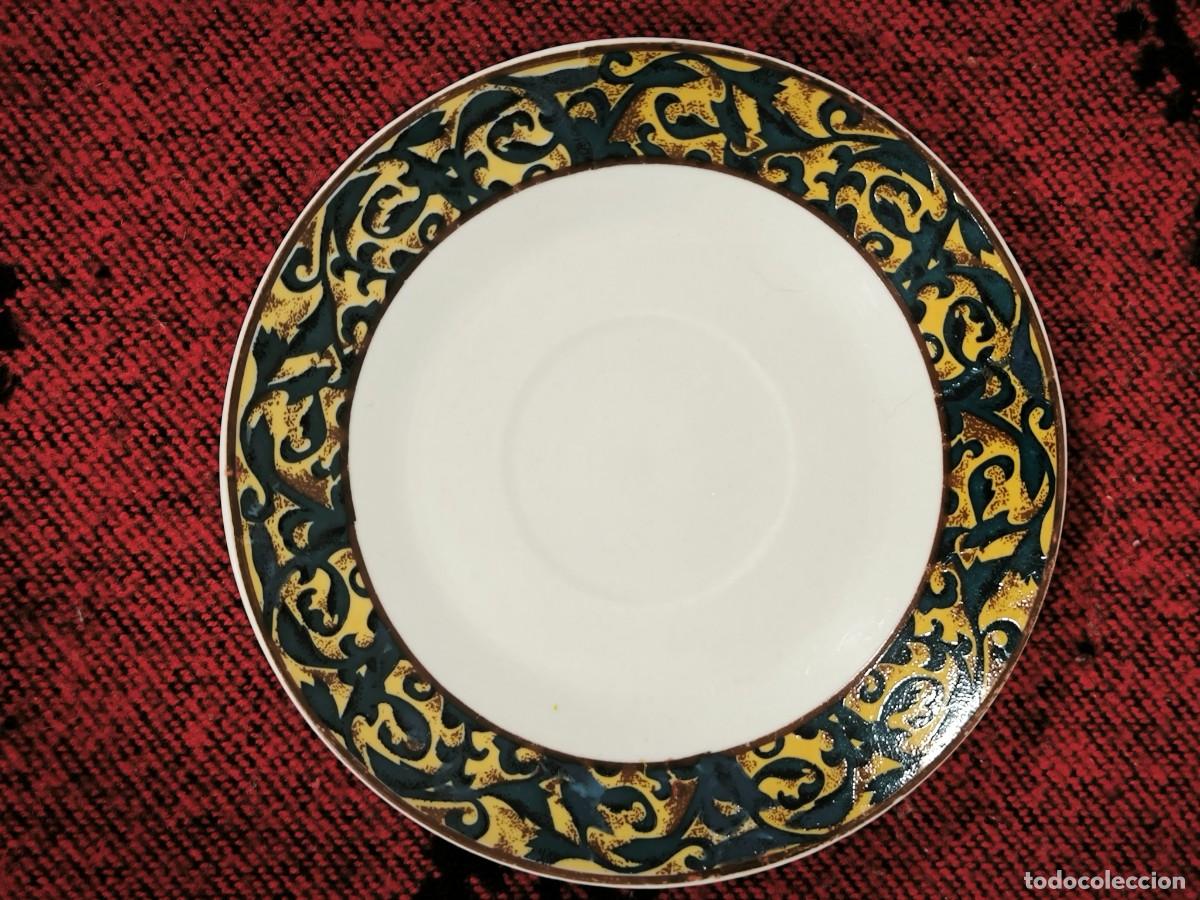 Antiguidades: Plato Decorativo De Cer&aacute;mica Con Motivos Ornamentales &ndash; Dise&ntilde;o Cl&aacute;sico Elegante