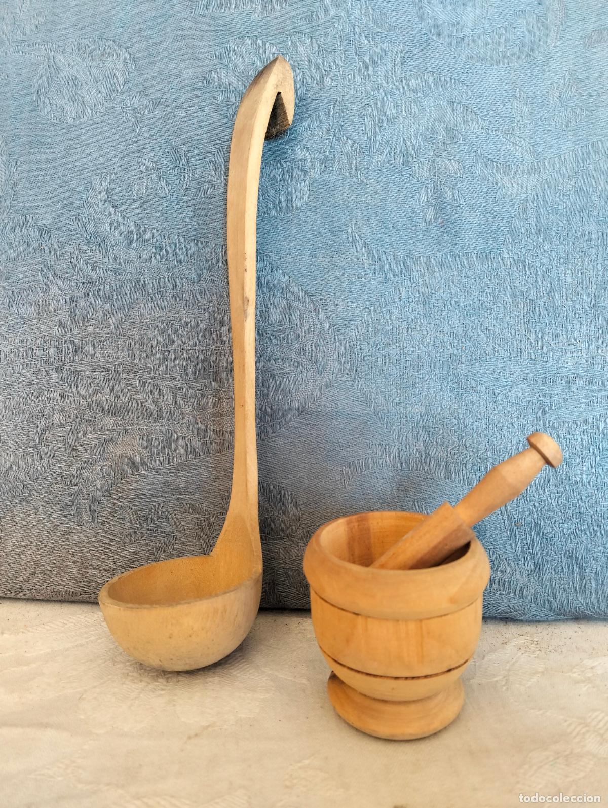 Antig&uuml;edades: Cuchar&oacute;n cuchara de madera mortero con mano conjunto r&uacute;stico cocina vintage olivo o s&iacute;mil a&ntilde;os 70