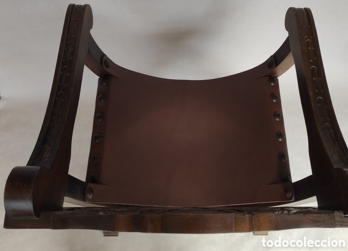 Antig&uuml;edades: Sill&oacute;n castellano de madera noble maciza - Foto 6