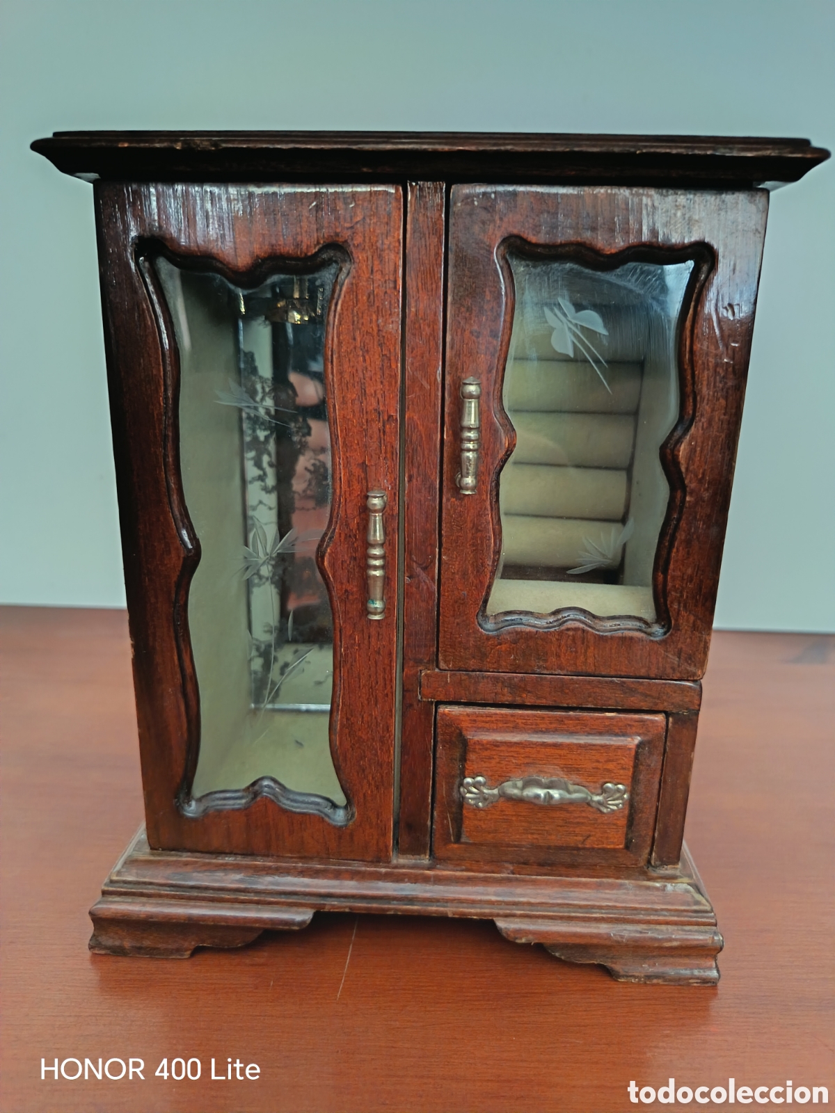 Antig&uuml;edades: Antiguo Joyero de madera