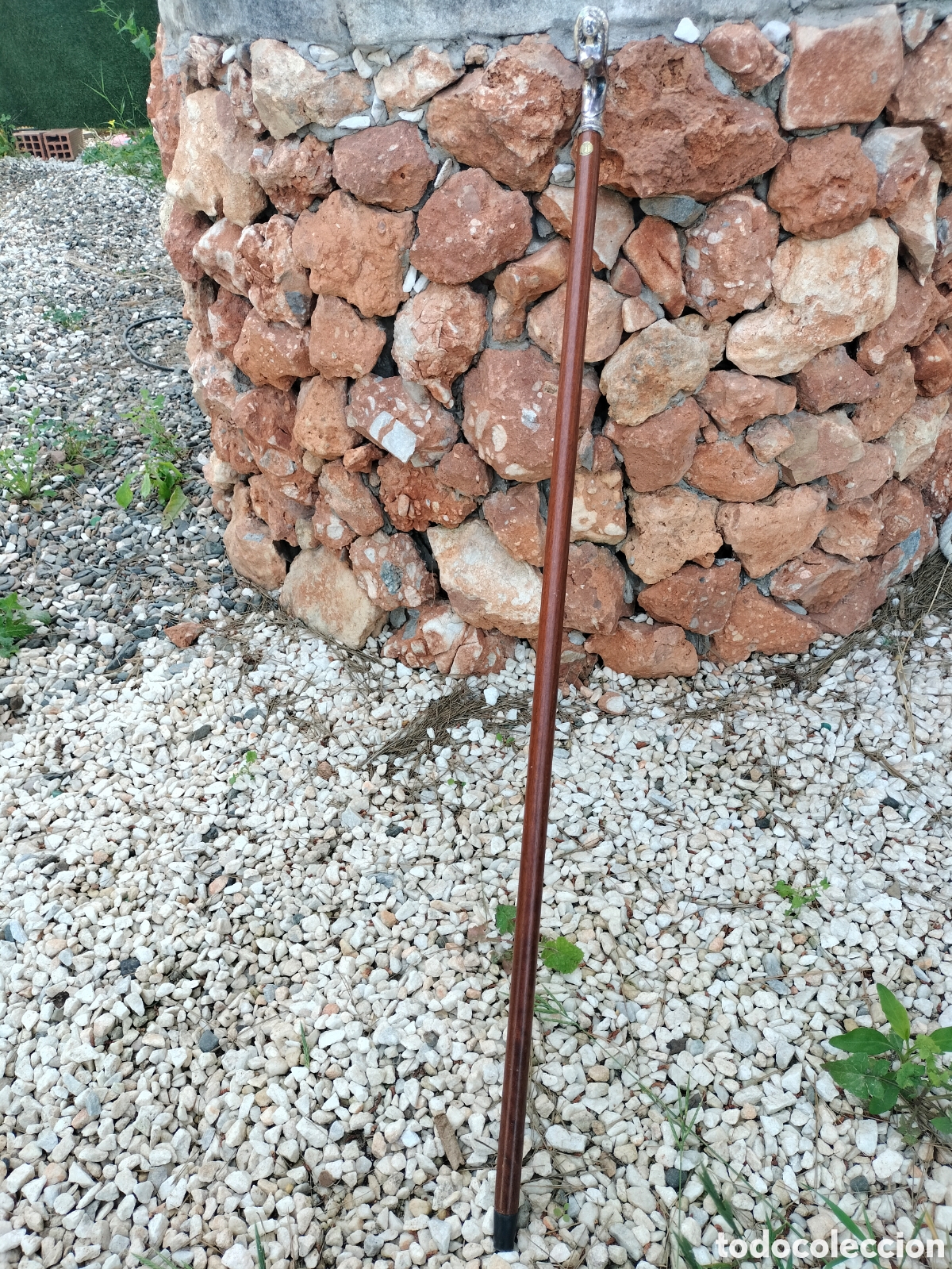 Antig&uuml;edades: bast&oacute;n de la prestigiosa marca&nbsp;Finna&nbsp;con empu&ntilde;adura de&nbsp;plata de ley 925(180 gramos).