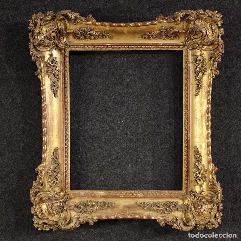 Antig&uuml;edades: Marco italiano dorado del siglo XIX, de la &eacute;poca de Napole&oacute;n III.