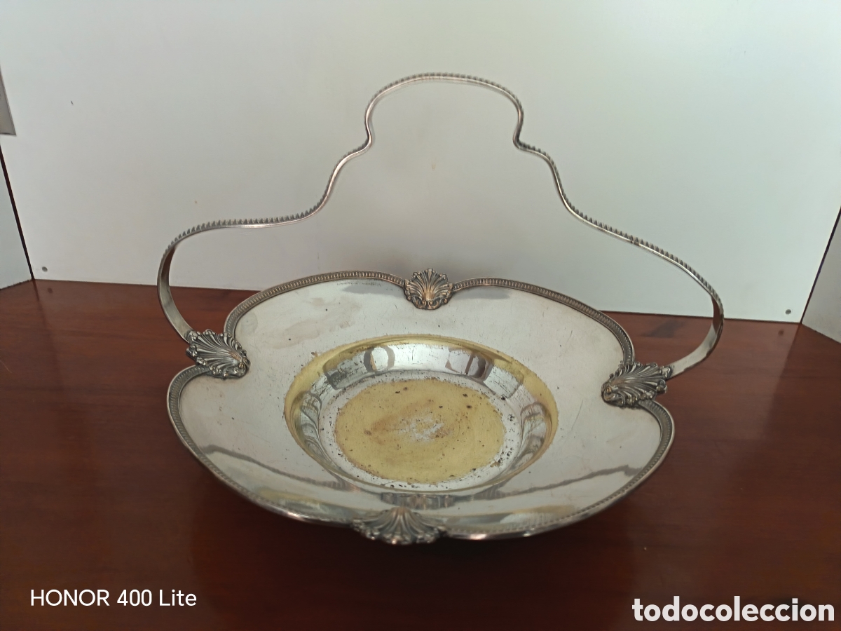 Antig&uuml;edades: Centro de mesa plateado