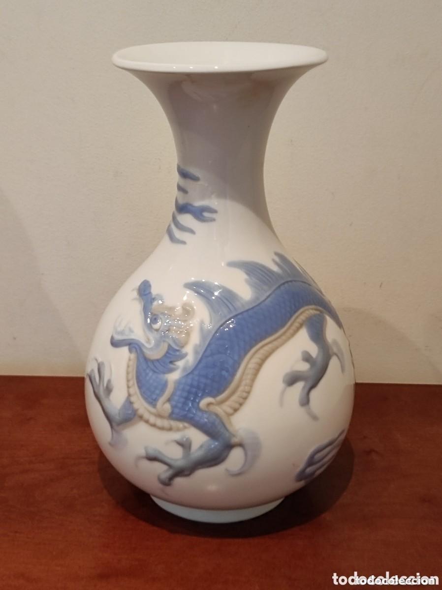Antig&uuml;edades: Precioso jarr&oacute;n porcelana de Lladro dragon azul 26 cm alto