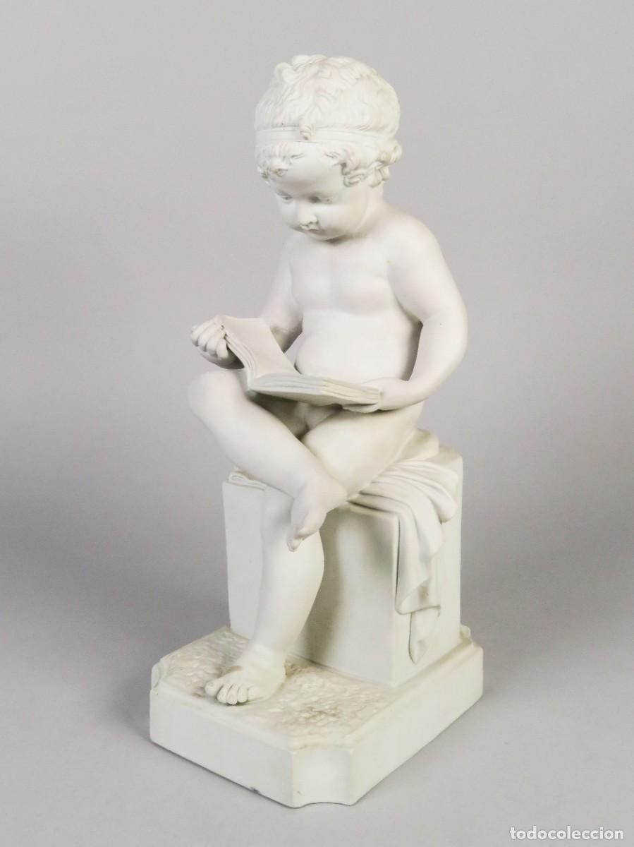 Antig&uuml;edades: Amorcillo lector escultura en biscuit Sevres seg&uacute;n el modelo de Antonio Canova marcas hacia 1900