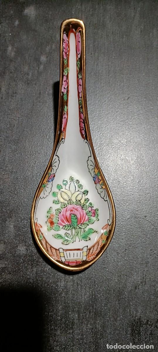 Antig&uuml;edades: Cuchara de porcelana china