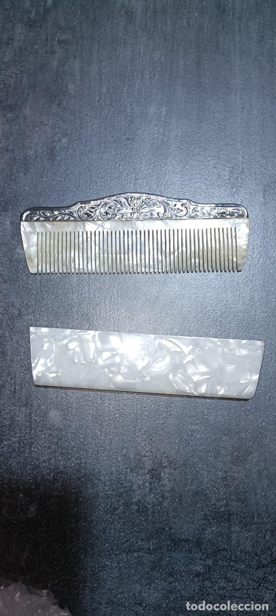 Antig&uuml;edades: Peine de plata y n&aacute;car