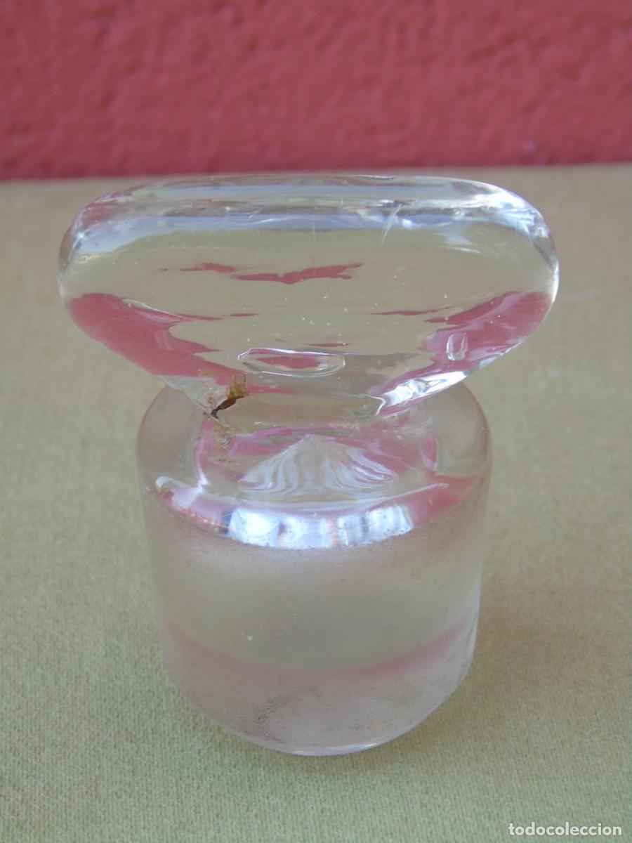 Antig&uuml;edades: TAP&Oacute;N DE CRISTAL ANTIGUO. AGARRE PLANO. PARA BOTELLA, LICORERA, FARMACIA.