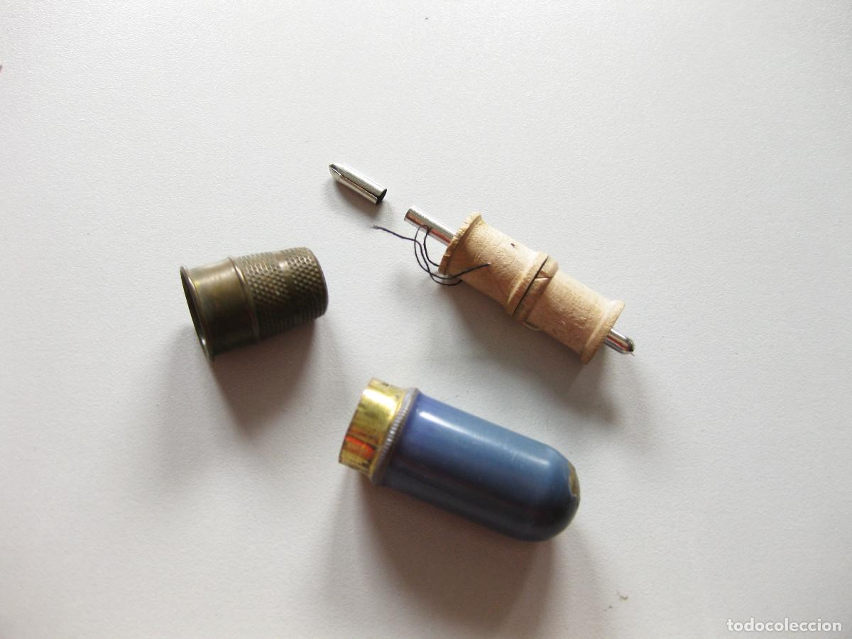 Antig&uuml;edades: ALFILITERO O COSTURERO DE VIAJE CON DEDAL.