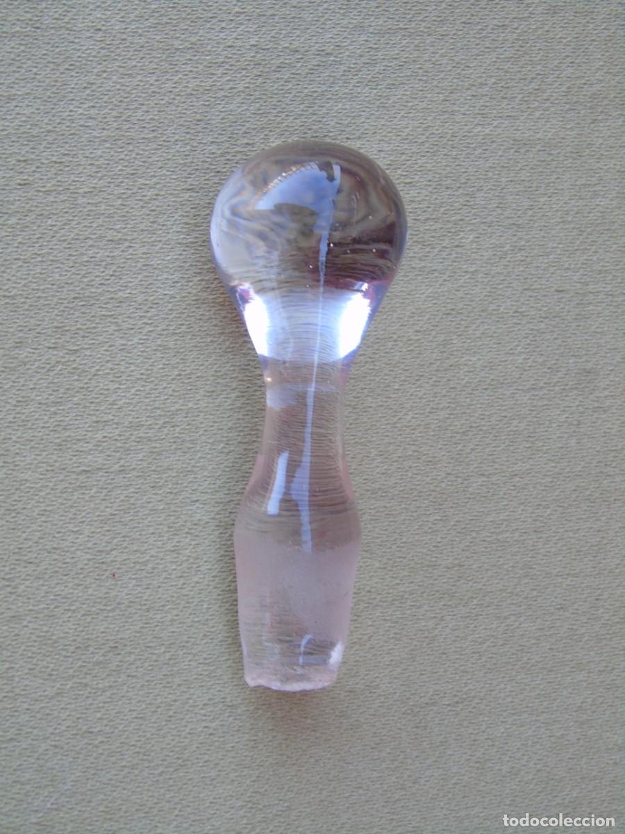 Antig&uuml;edades: TAP&Oacute;N DE CRISTAL ANTIGUO. AGARRE FORMA DE L&Aacute;GRIMA. PARA BOTELLA, LICORERA, FARMACIA.