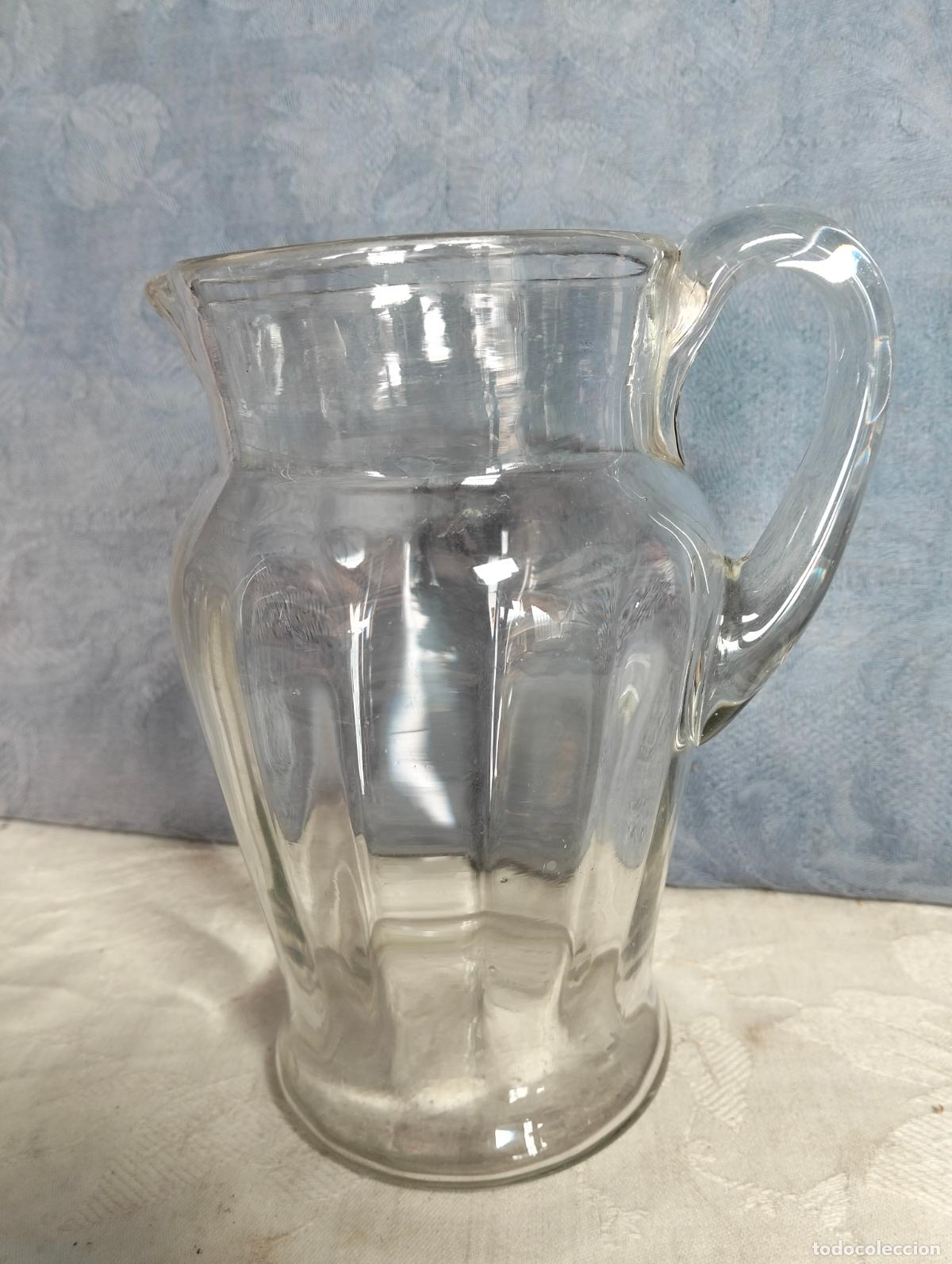 Antiques: Jarra jarr&oacute;n de cristal soplado a mano para agua o zumos con asa de los a&ntilde;os 50 vintage