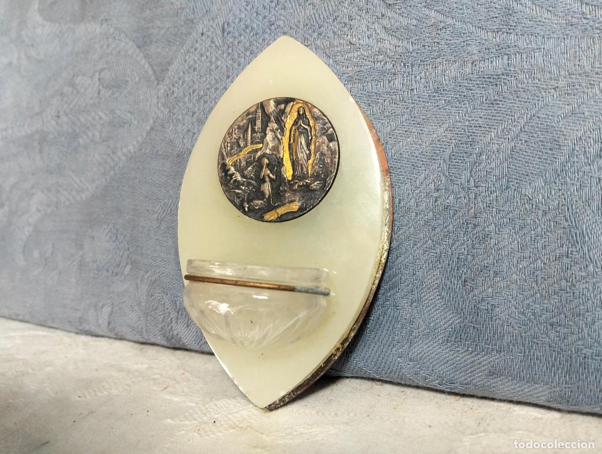 Antig&uuml;edades: Benditera piqueta de agua bendita de cristal y m&aacute;rmol verde recuerde Virgen Lourdes a&ntilde;os 50-60
