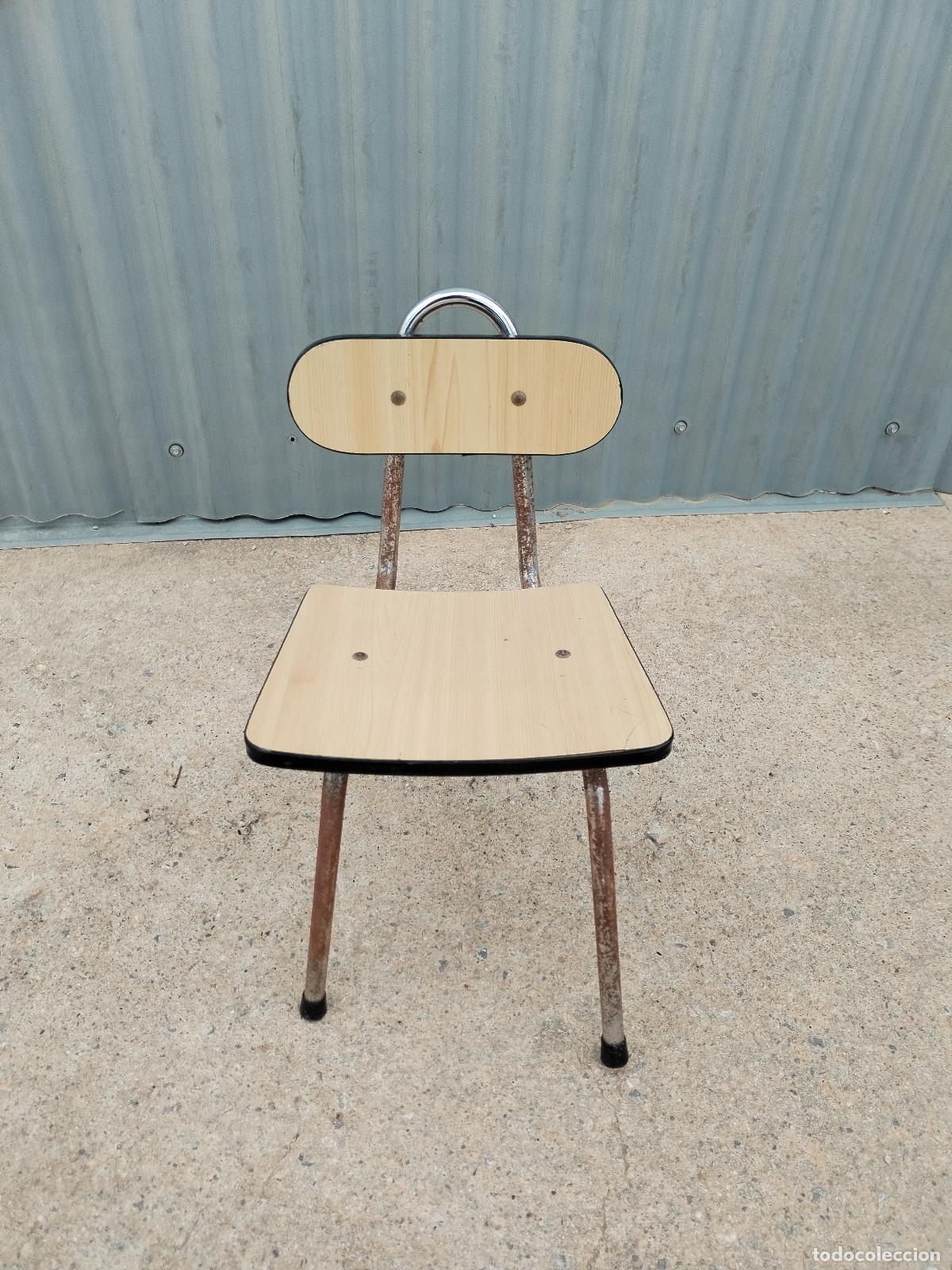 Antig&uuml;edades: silla de ni&ntilde;o a&ntilde;os 60 - vintage