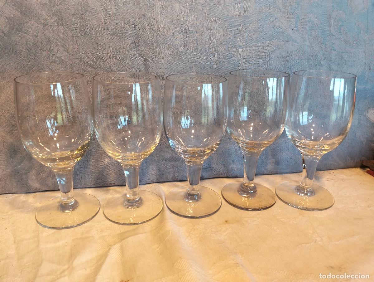 Antig&uuml;edades: Lote de copa copas de agua o vino de cristal soplado a mano 5 unidades de los a&ntilde;os 40-50