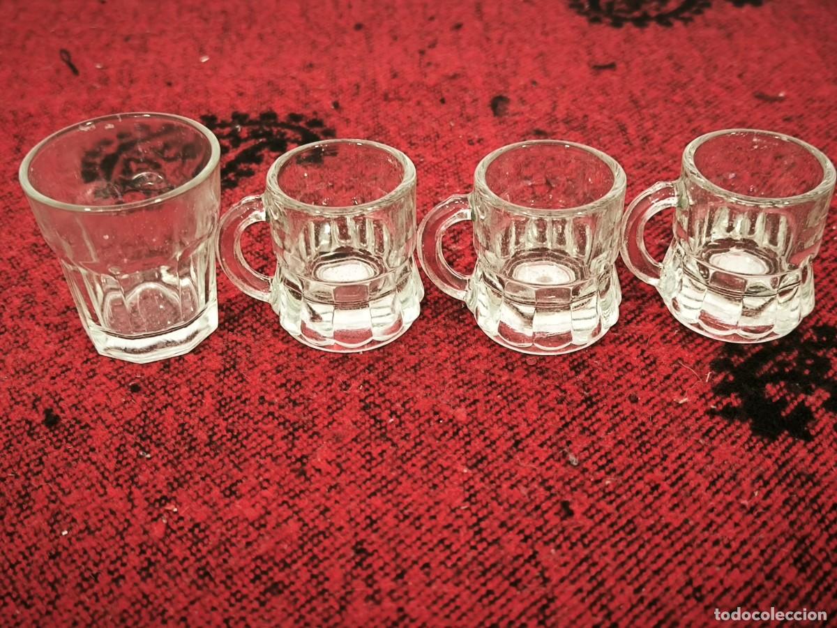 Antig&uuml;edades: Juego De Vasos Chupito De Cristal &ndash; Set Miniatura Con Asa Estilo Cl&aacute;sico