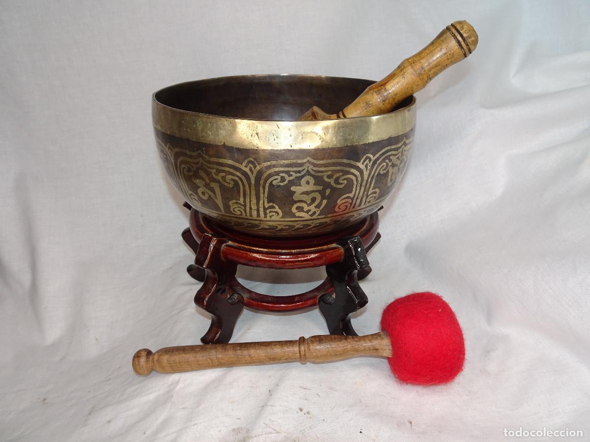 Antig&uuml;edades: Cuenco Cantar&iacute;n Tibetano Ritual - 1.250 gr / 20 cm - Set Completo