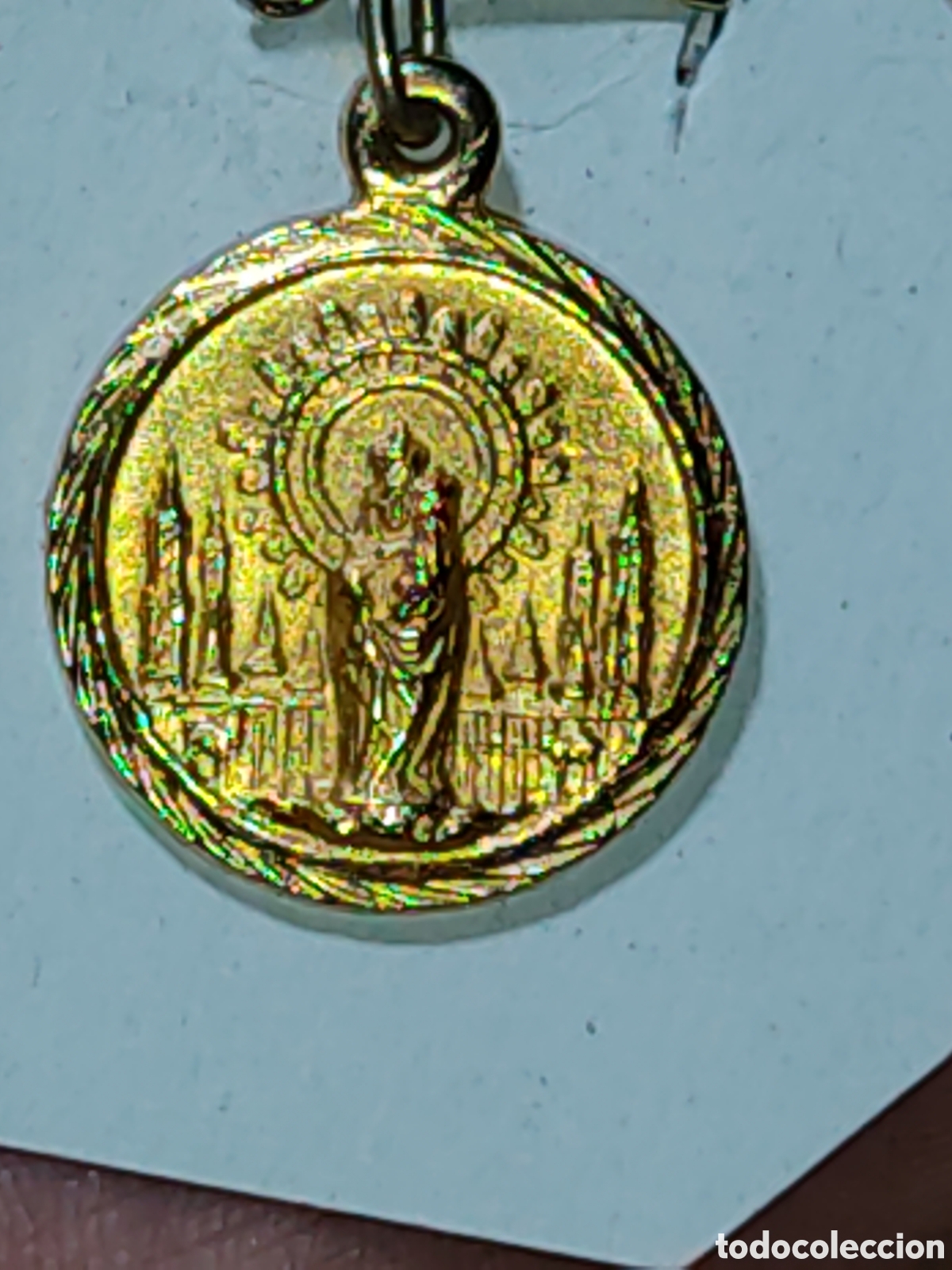 Antig&uuml;edades: Medalla de la virgen del Pilar.A&ntilde;o 1995-1996